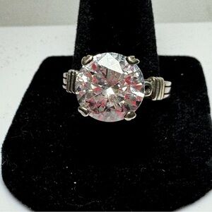 7 Karat Clear Cubic Zirconia Set in 925 Silver Oversized Cocktail Ring SIZE 9